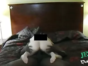 Um Monstro quero ass ...