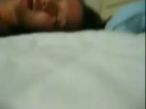 Médico quente e exci ...