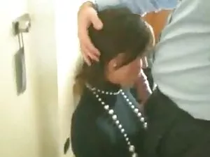 Puta negra a chupar  ...