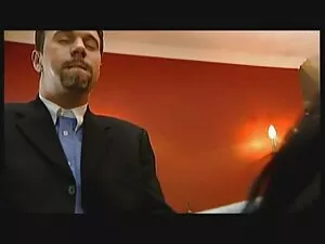 Um vídeo pornô casei ...